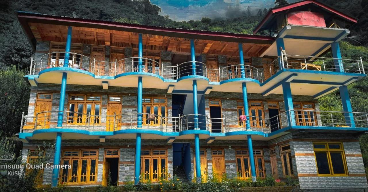 Cafe Kush Hotel Tosh Exterior photo