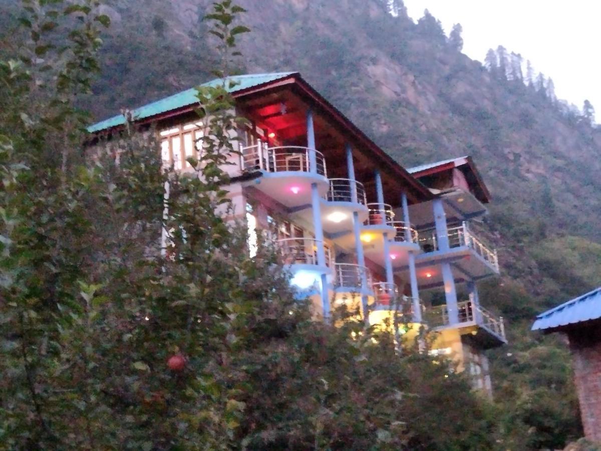 Cafe Kush Hotel Tosh Exterior photo